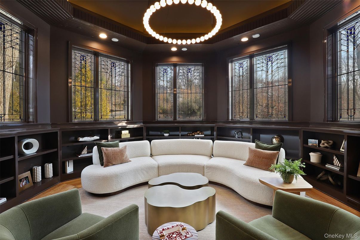 Interior, Living room, Pendant Lights, Recessed Lighting