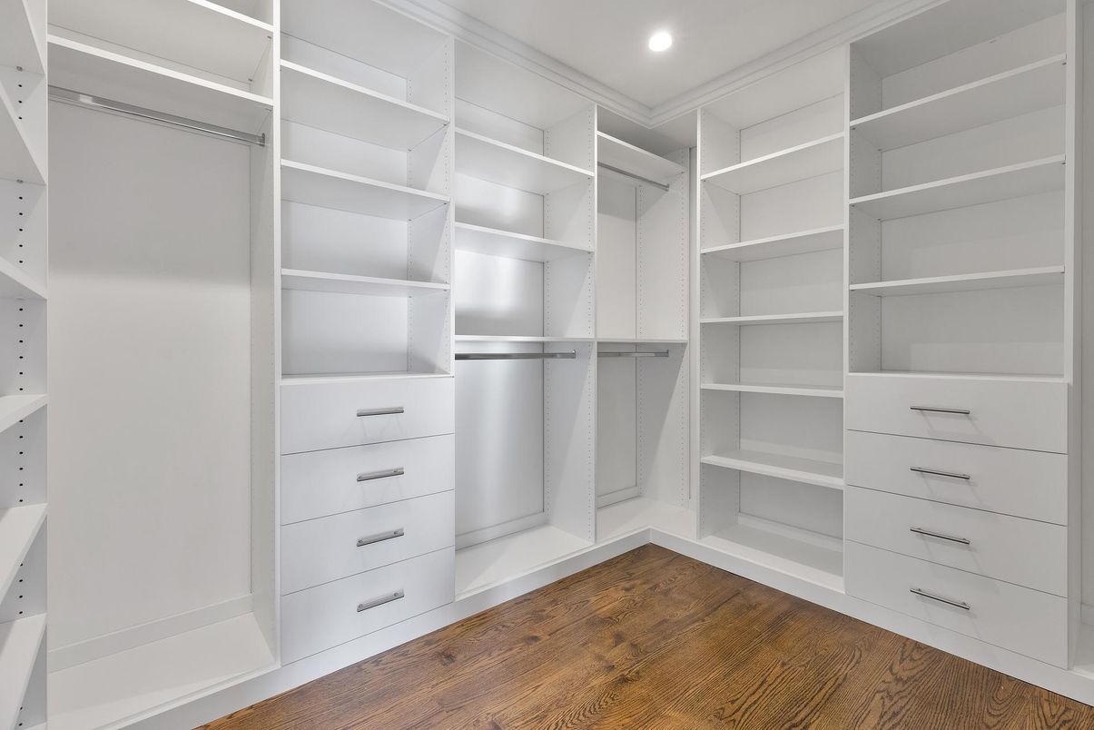 Interior, Recessed Lighting, Walk-in Closets, Wood Texture Flooring