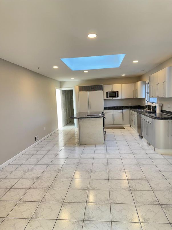 Interior, Kitchen, Marble, Recessed Lighting