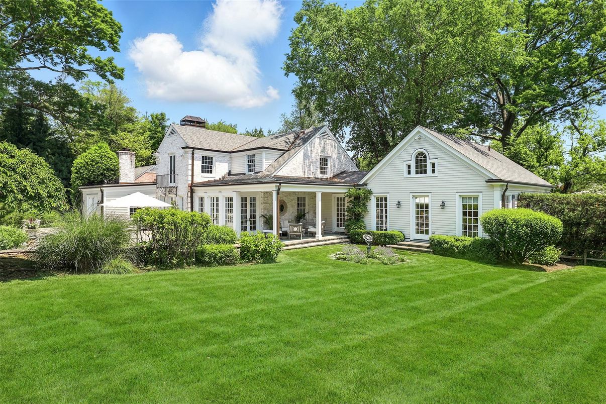 Backyard, Exterior, Facade, Farmhouse