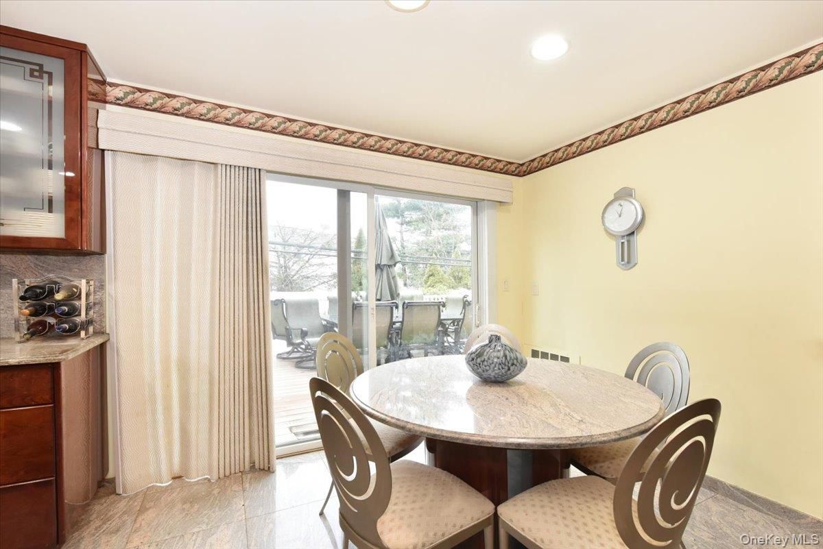 Dining room, Interior, Recessed Lighting