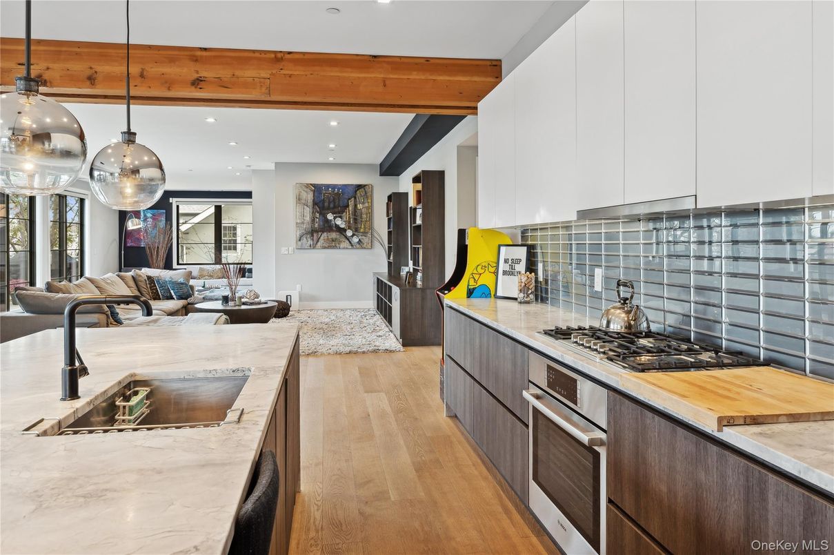 Interior, Kitchen, Living room, Pendant Lights, Recessed Lighting, Wooden Beams, Wood Texture Flooring