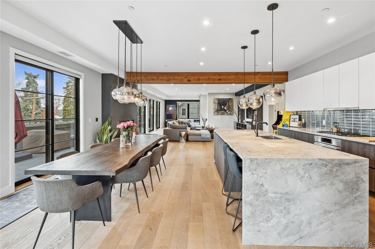 Dining room, Interior, Kitchen, Living room, Pendant Lights, Recessed Lighting, Wooden Beams, Wood Texture Flooring