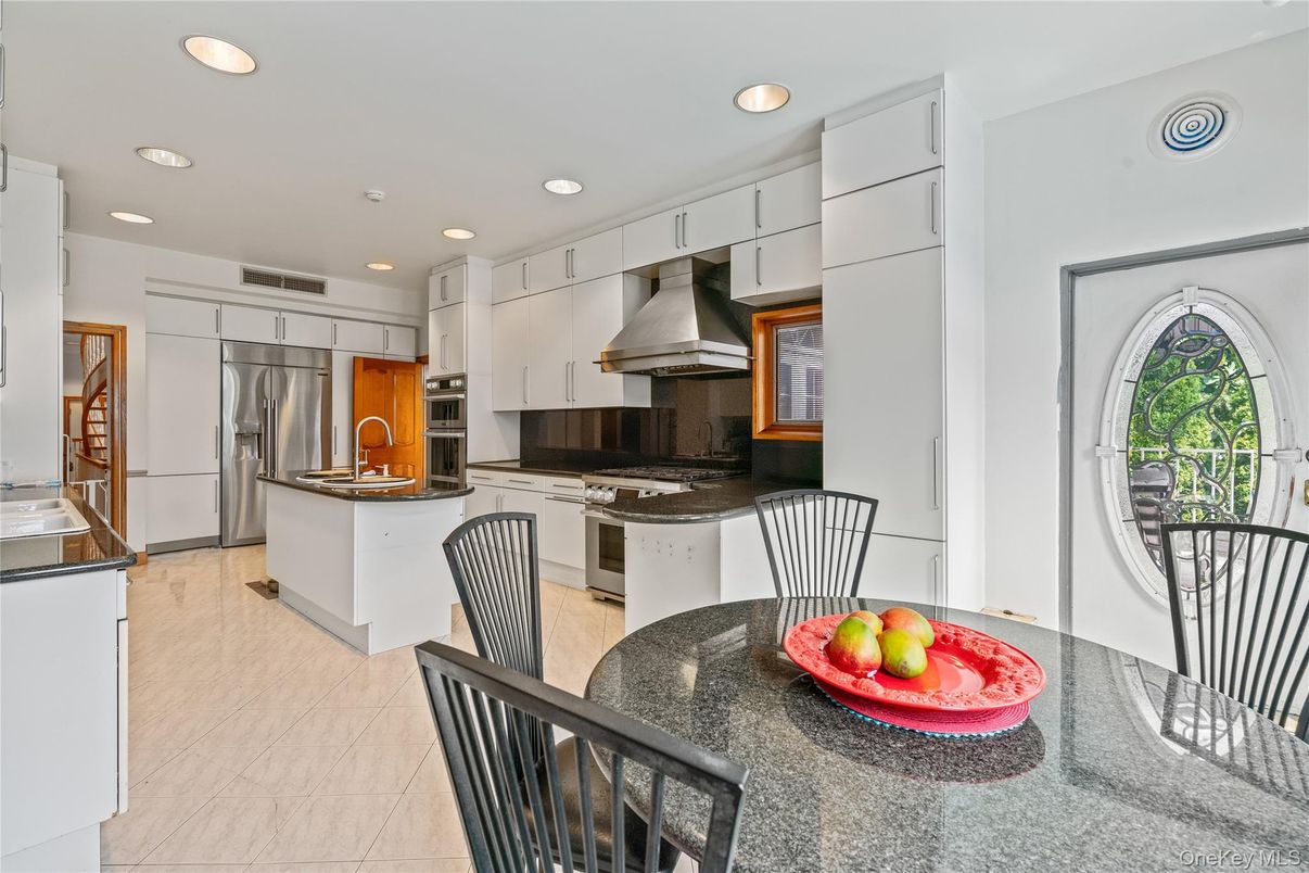 Dining room, Interior, Kitchen, Marble, Recessed Lighting, Stainless Steel Appliances