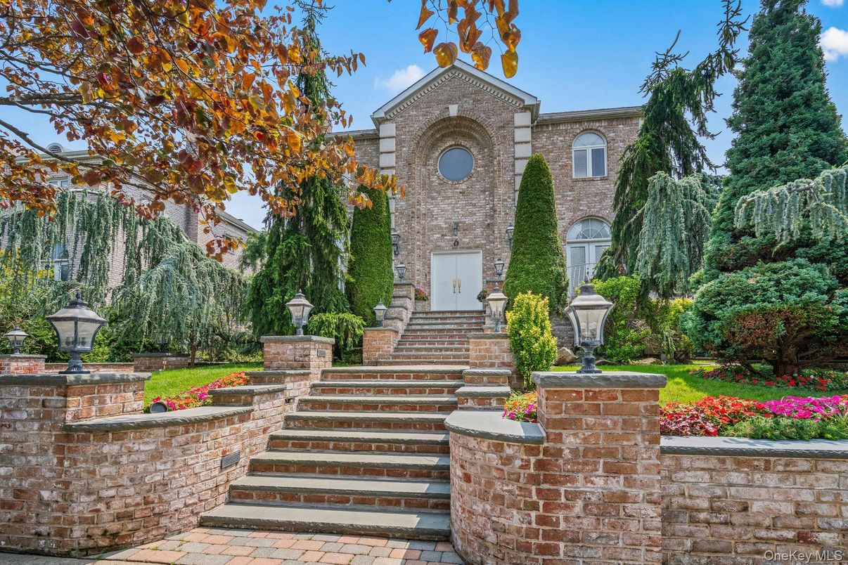 Exterior, Facade, Brick Facade, French Provincial