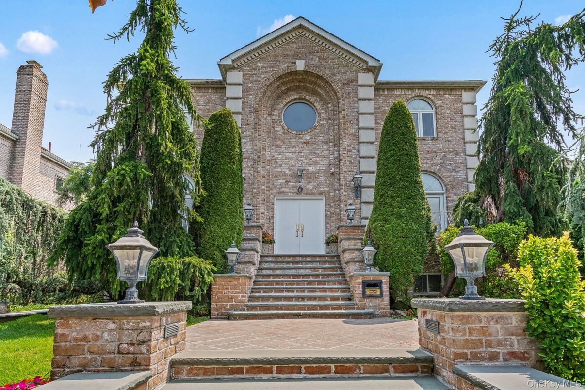 Exterior, Facade, Brick Facade, French Provincial