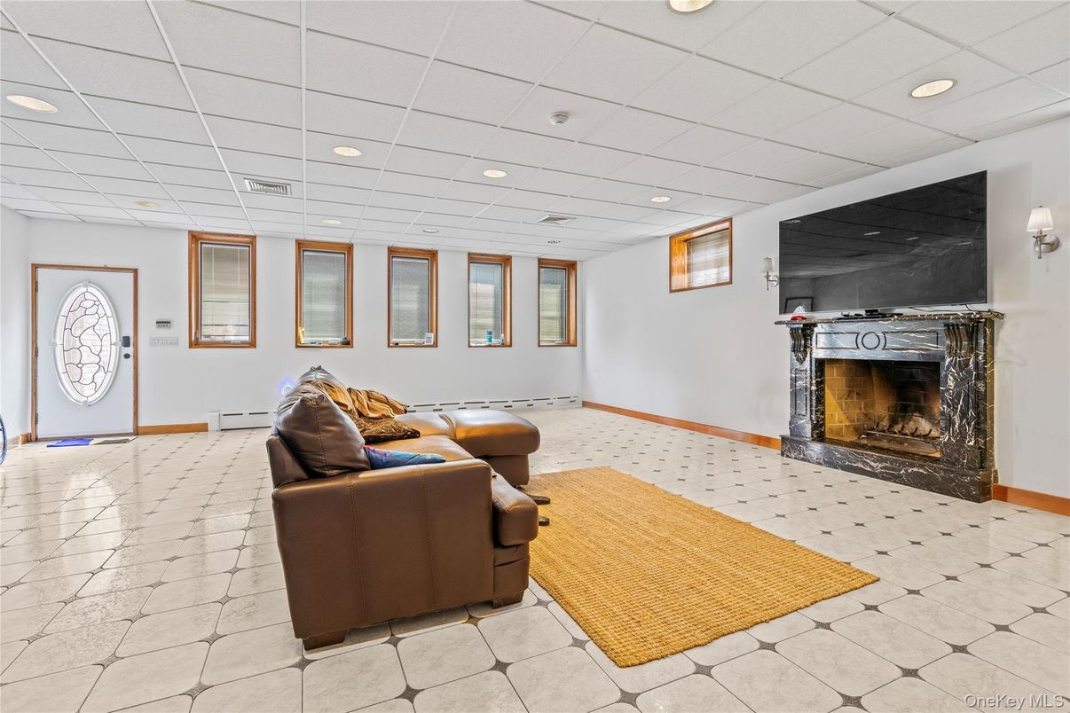 Fireplace, Interior, Living room, Recessed Lighting