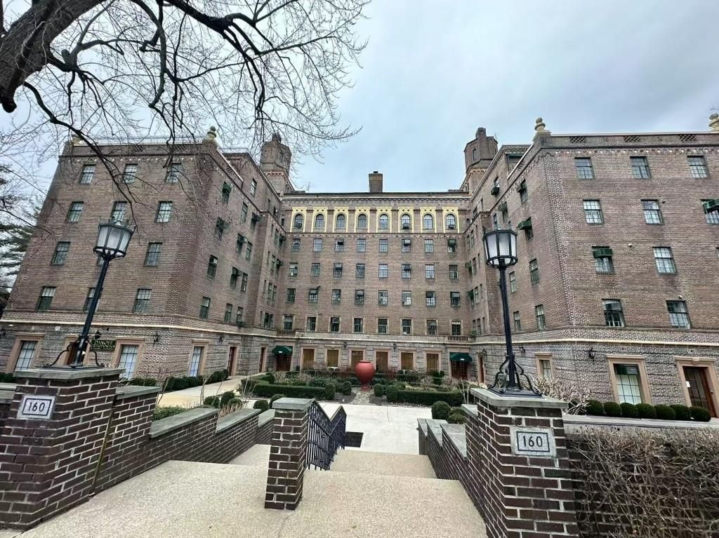 DE Listing image placeholder