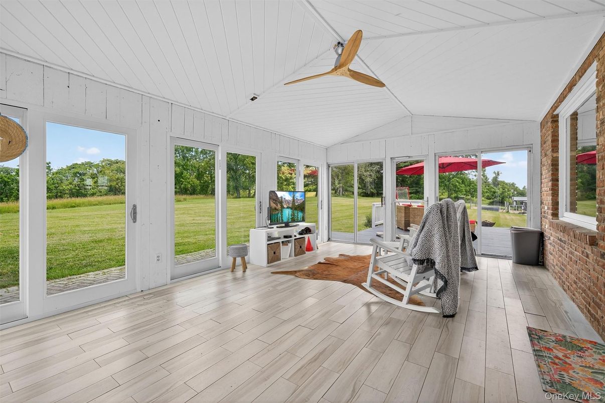Interior, Stone Walls, Sun Room, Wood Texture Flooring