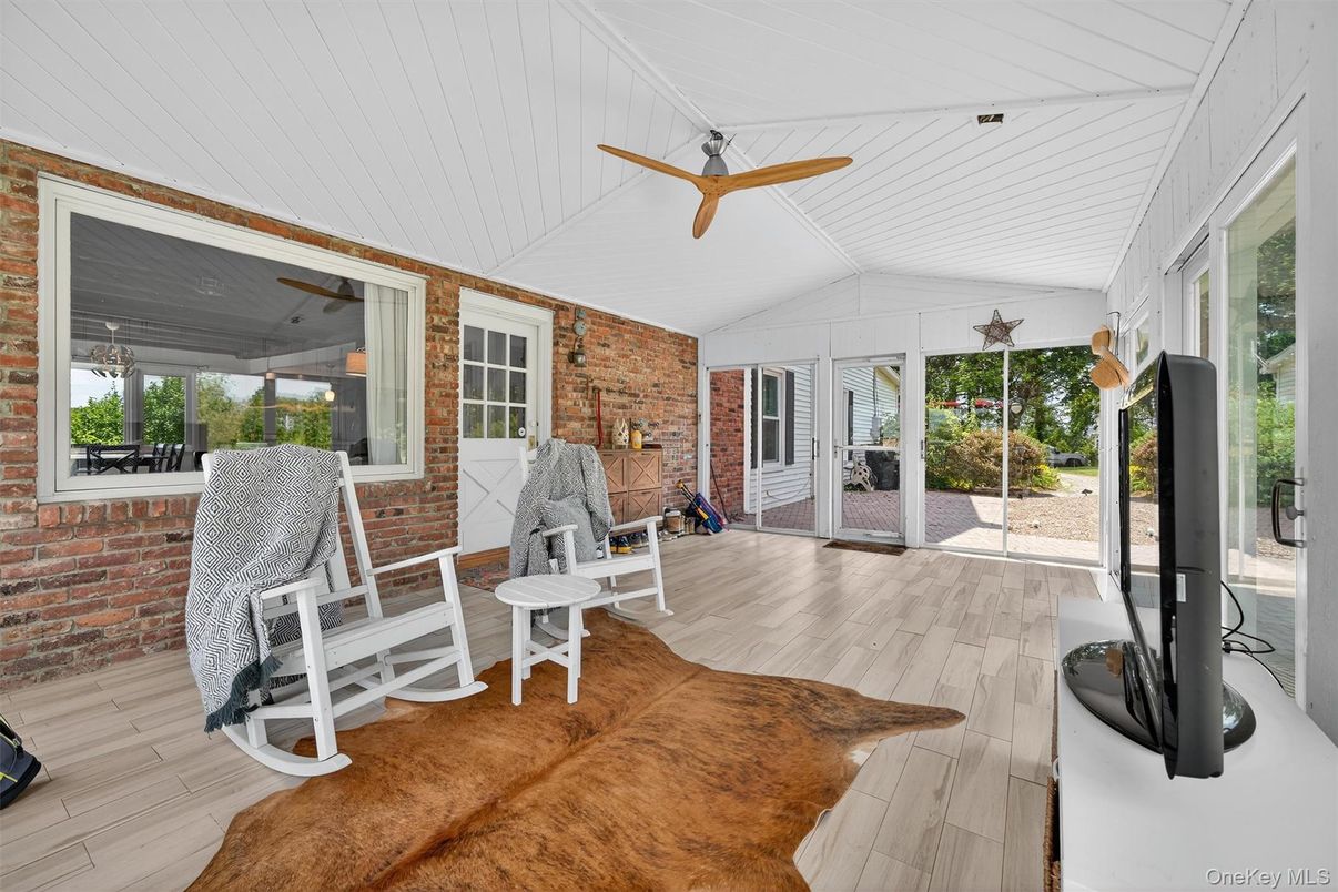 Interior, Stone Walls, Sun Room, Wood Texture Flooring