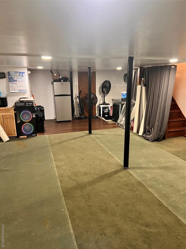 Fitness Equipment, Interior, Recessed Lighting