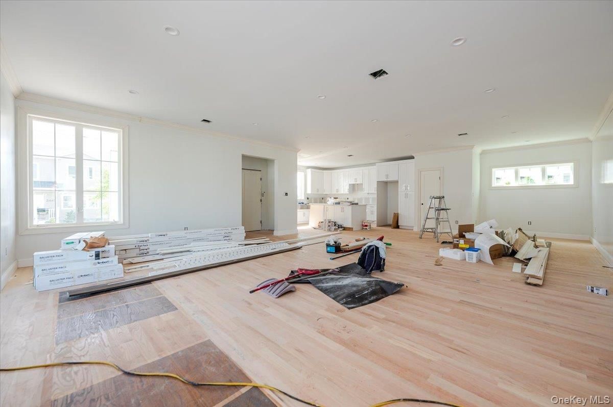 Empty room, Fitness Equipment, Interior, Recessed Lighting, Wood Texture Flooring