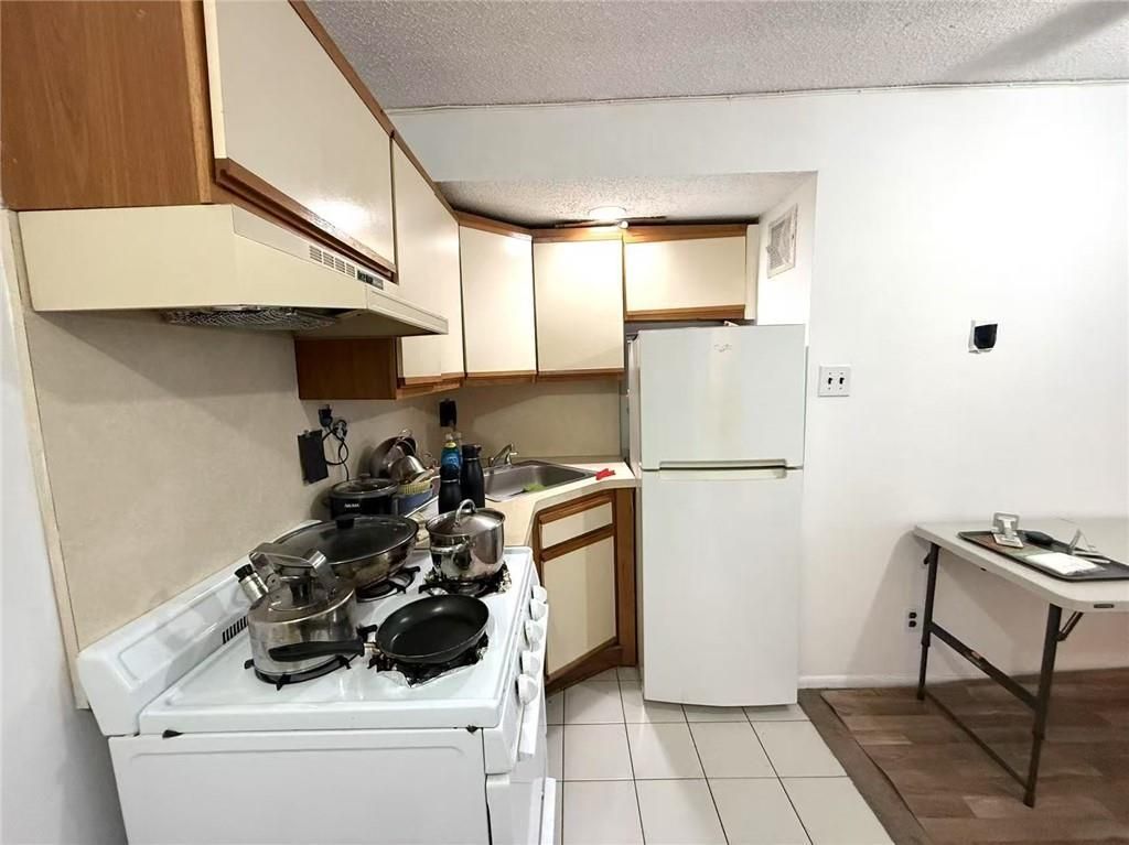 Interior, Kitchen