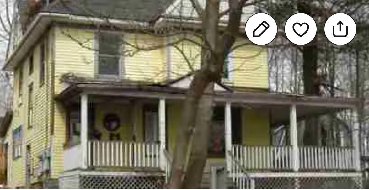 Exterior, Facade, None