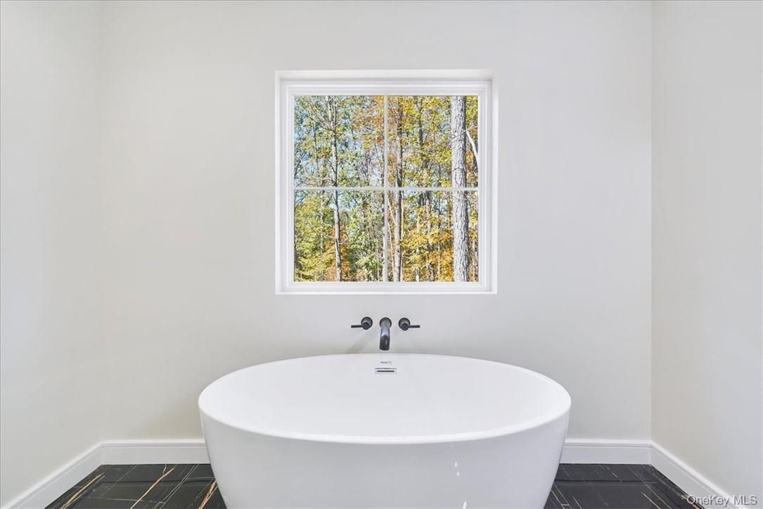 Bathroom, Free Standing Baths, Interior