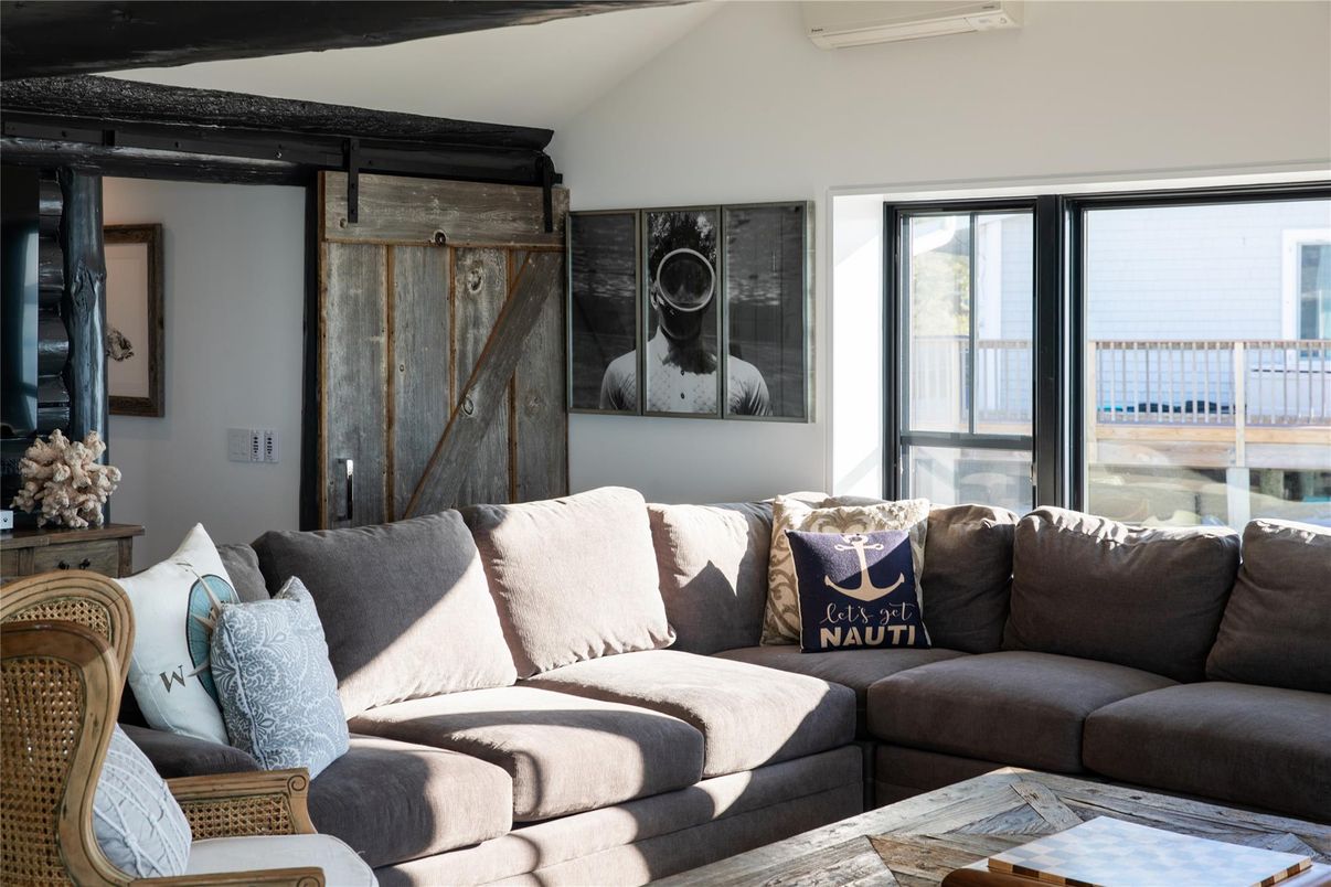 Interior, Living room