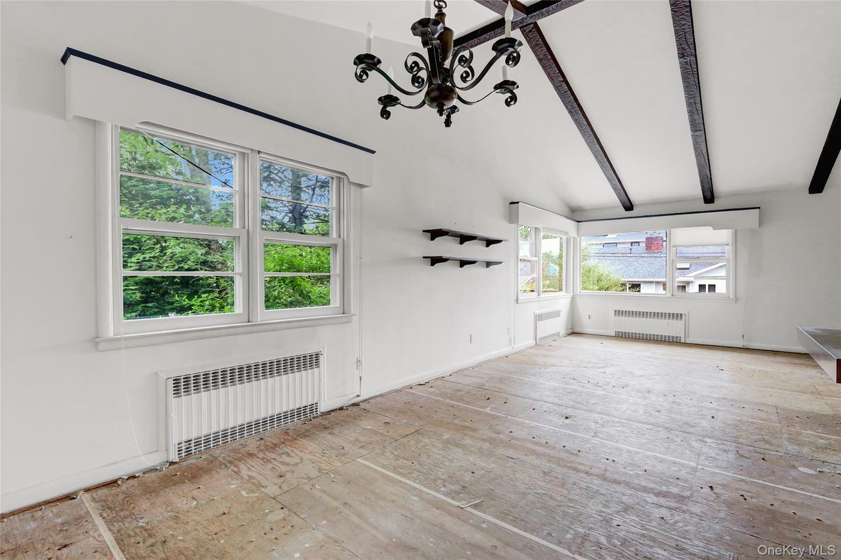 Chandelier, Empty room, Interior, Wooden Beams, Wood Texture Flooring