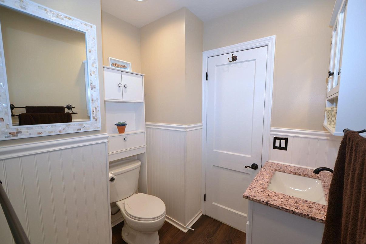 Bathroom, Interior, Recessed Lighting, Wood Texture Flooring