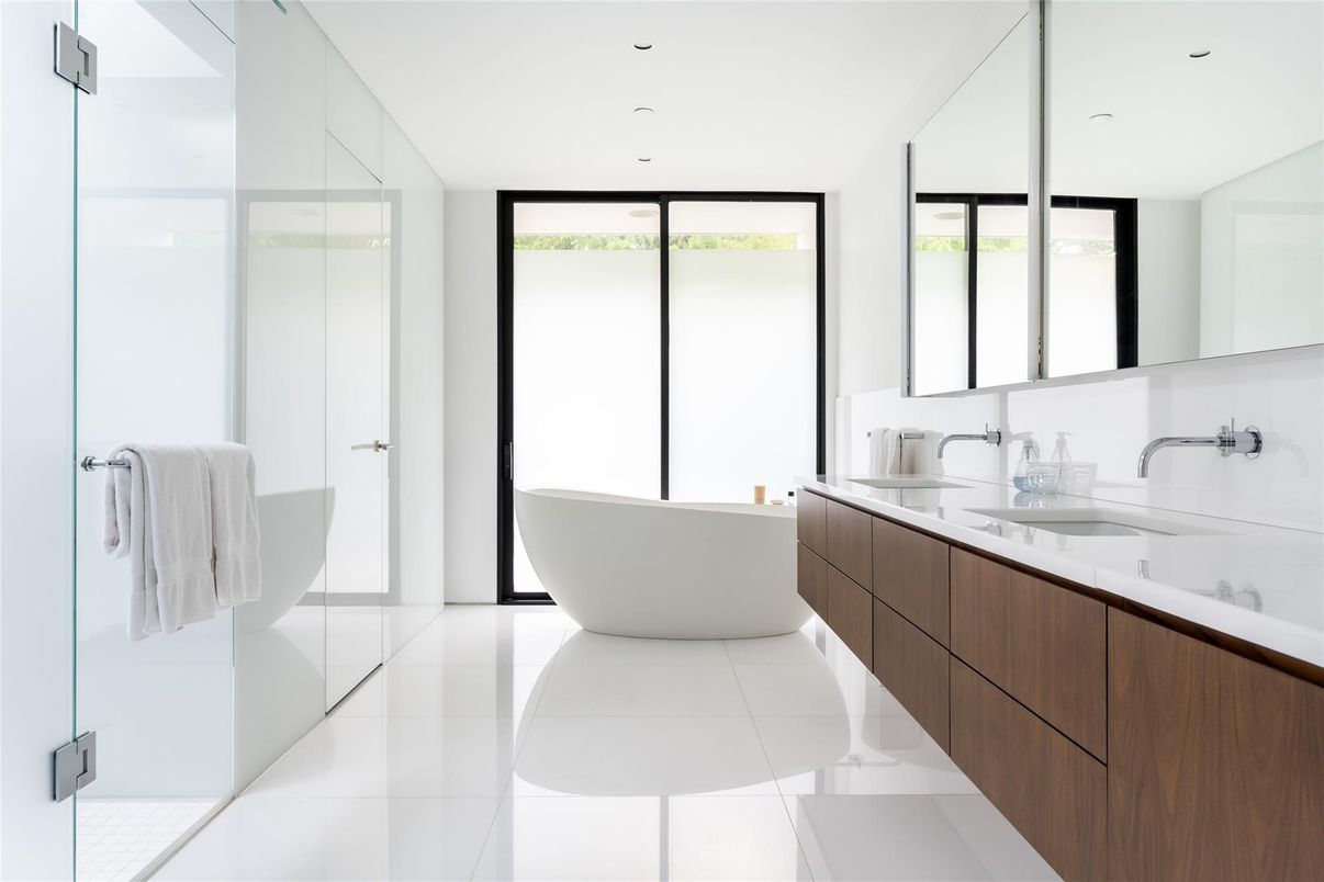 Bathroom, Dual Sink Vanities, Free Standing Baths, Glass Shower, Interior, Recessed Lighting