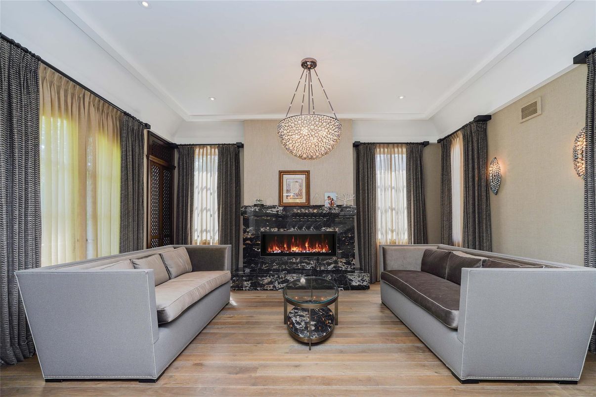 Fireplace, Interior, Living room, Pendant Lights, Recessed Lighting, Wood Texture Flooring
