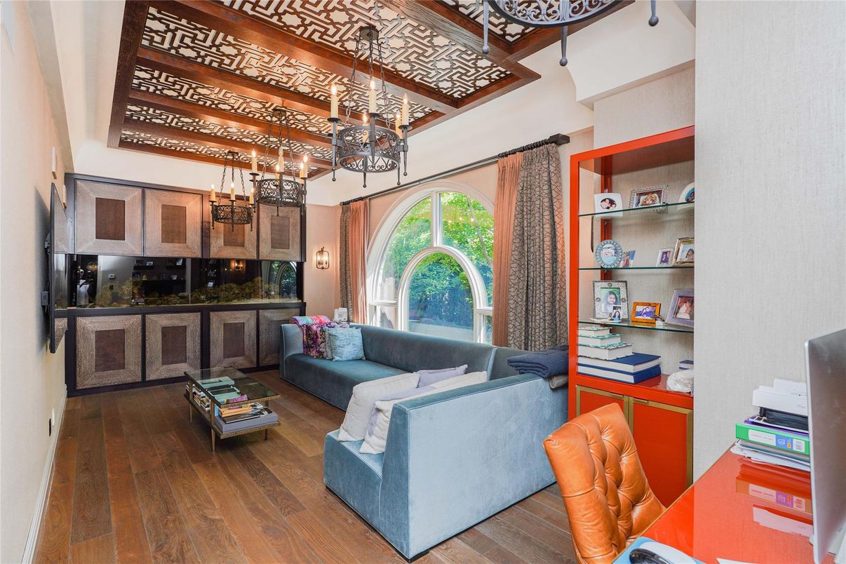 Interior, Living room, Pendant Lights, Wood Texture Flooring