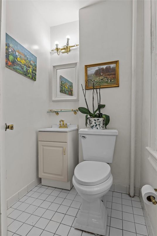 Bathroom, Interior