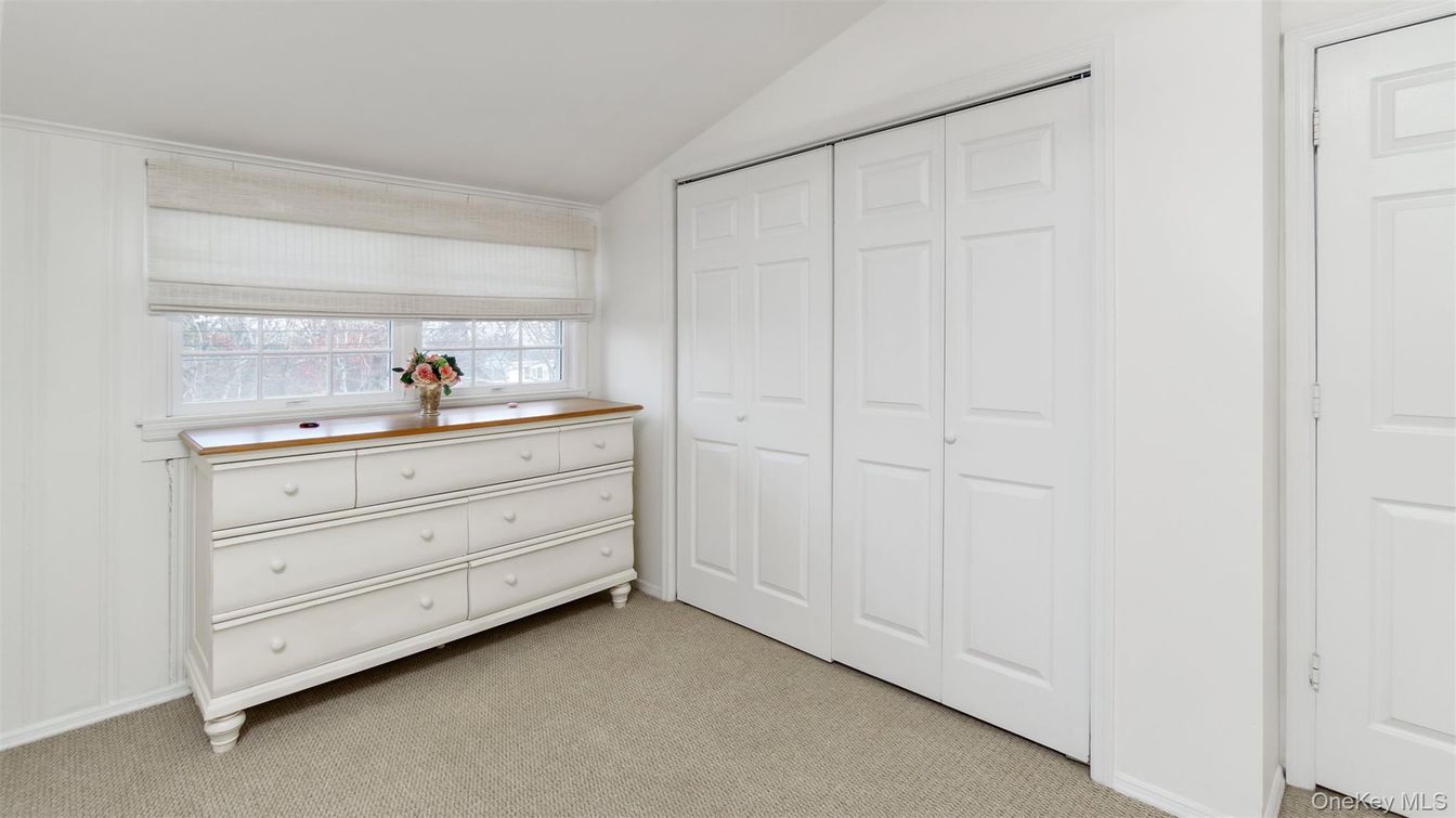 Detached Garage, Interior