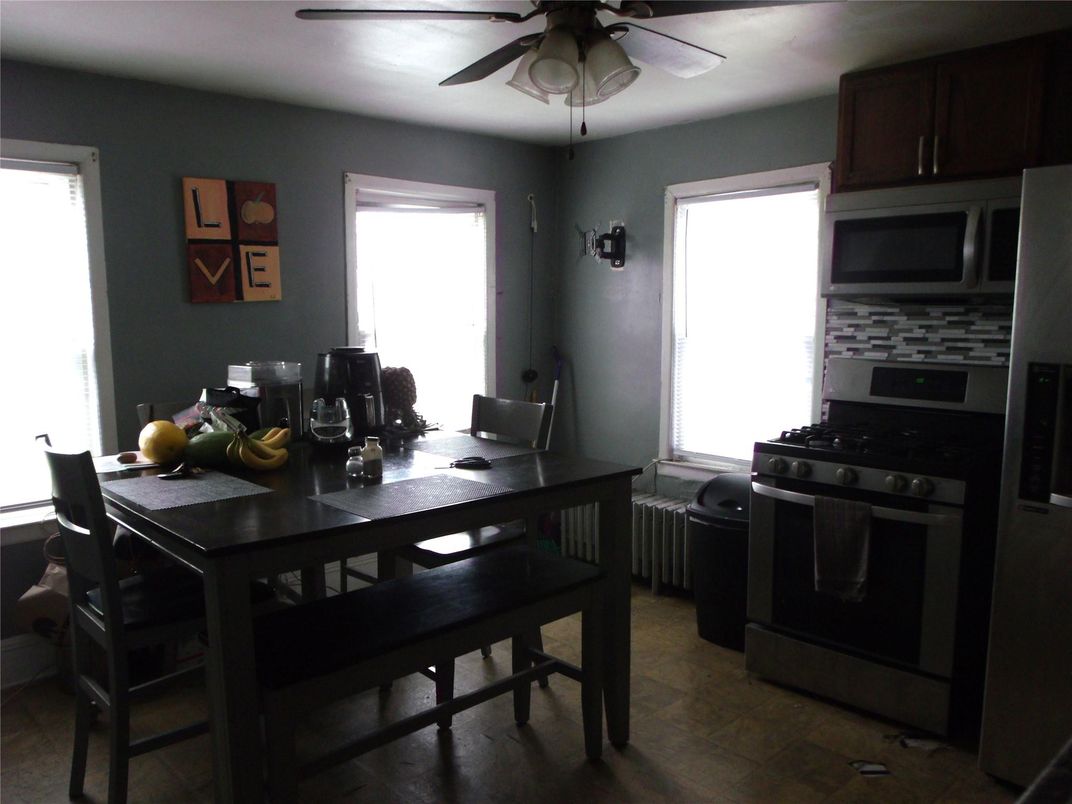 Dining room, Interior