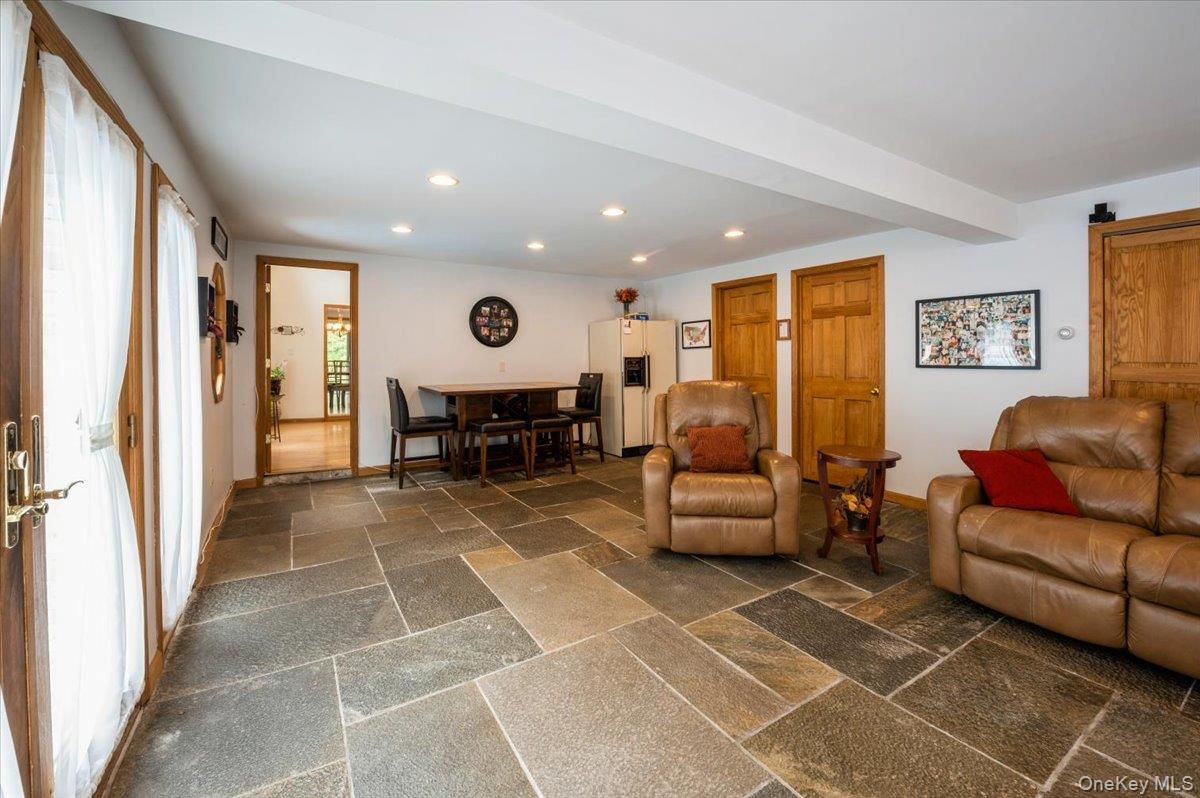 Dining room, Interior, Recessed Lighting