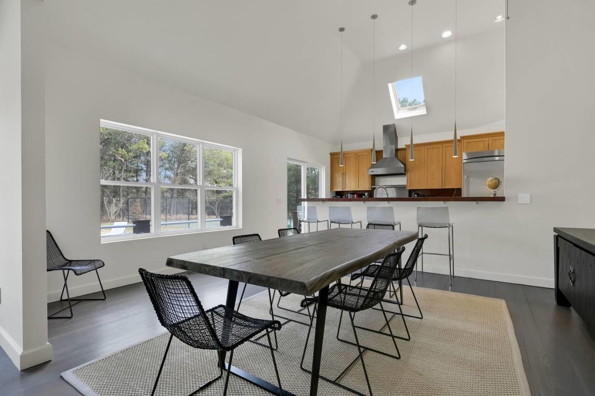 Dining room, Interior, Kitchen, Pendant Lights, Recessed Lighting, Wood Texture Flooring
