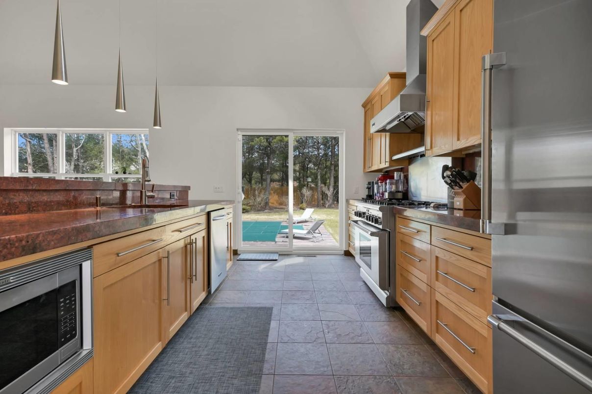 Interior, Kitchen, Pendant Lights, Stainless Steel Appliances