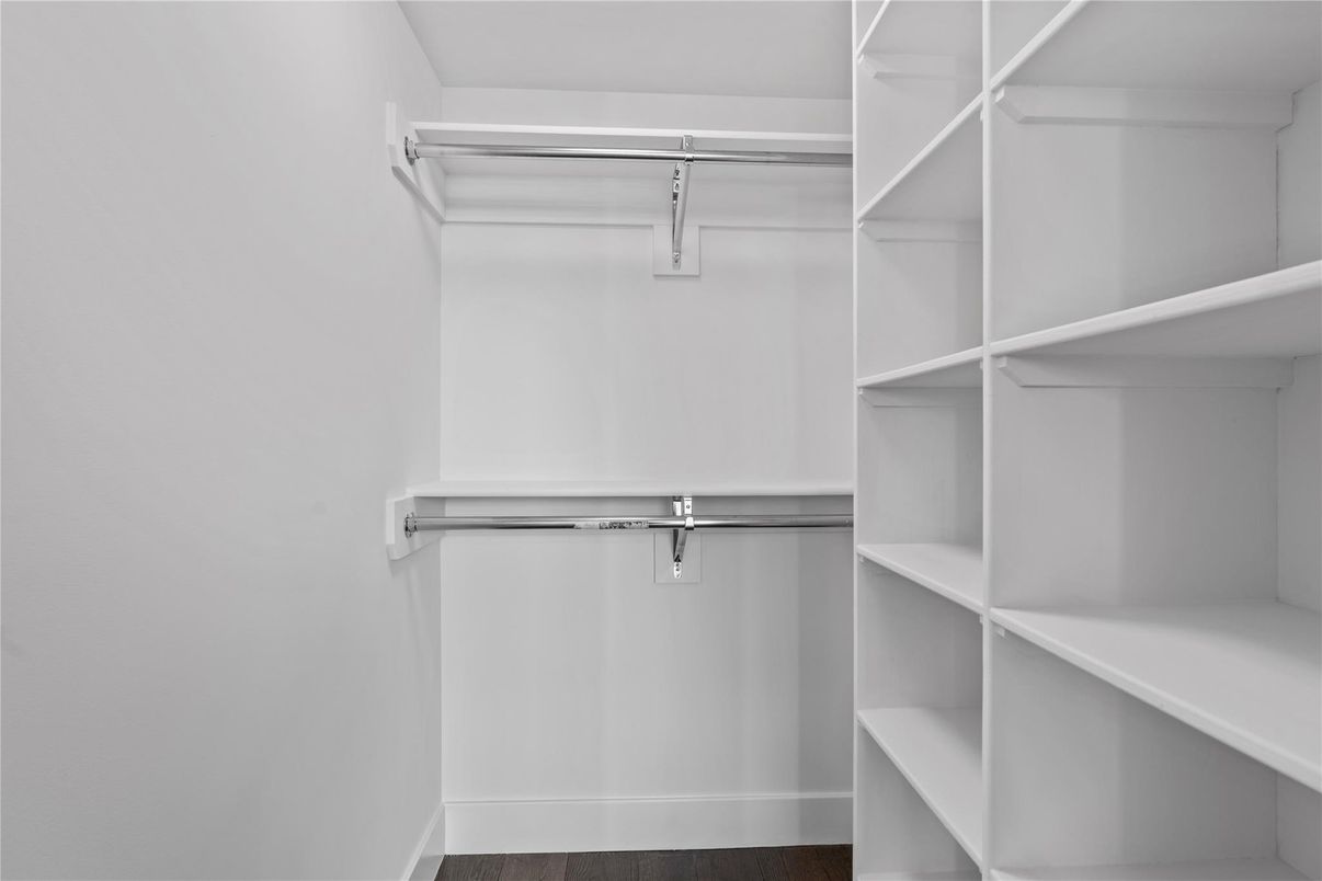 Interior, Walk-in Closets