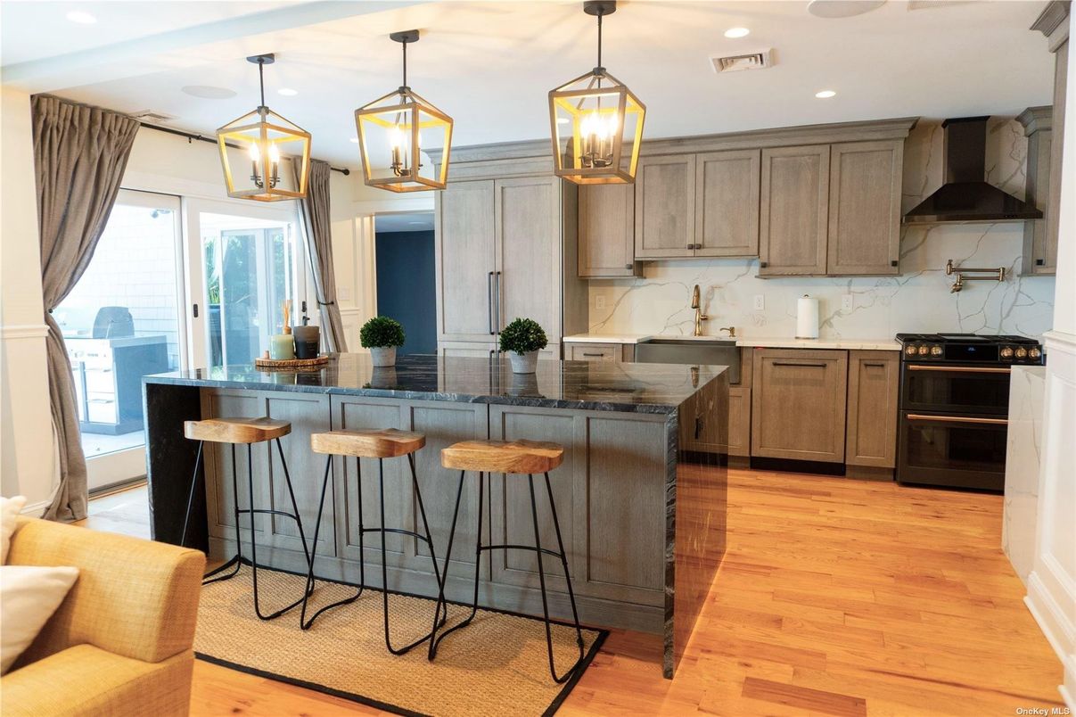 Interior, Kitchen, Marble Walls, Pendant Lights, Recessed Lighting, Wood Texture Flooring