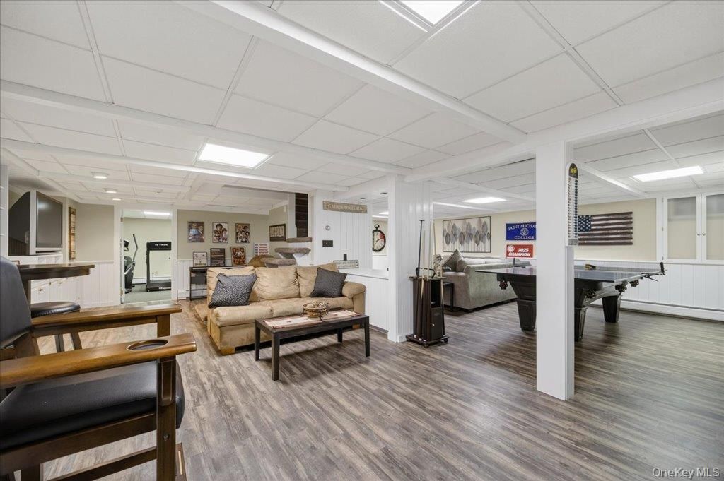 Game Room, Interior, Living room, Recessed Lighting, Wood Texture Flooring