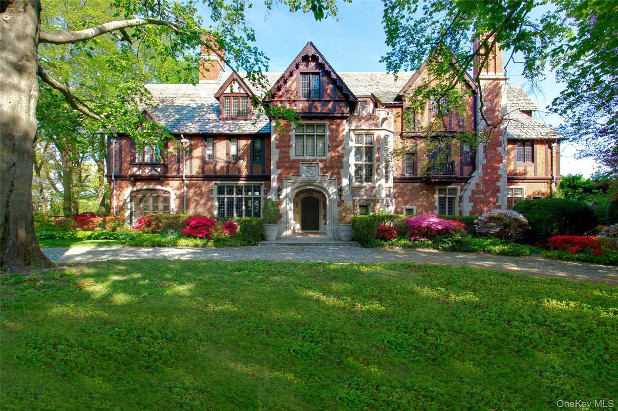 Backyard, Exterior, Facade, Brick Facade, Tudor Revival