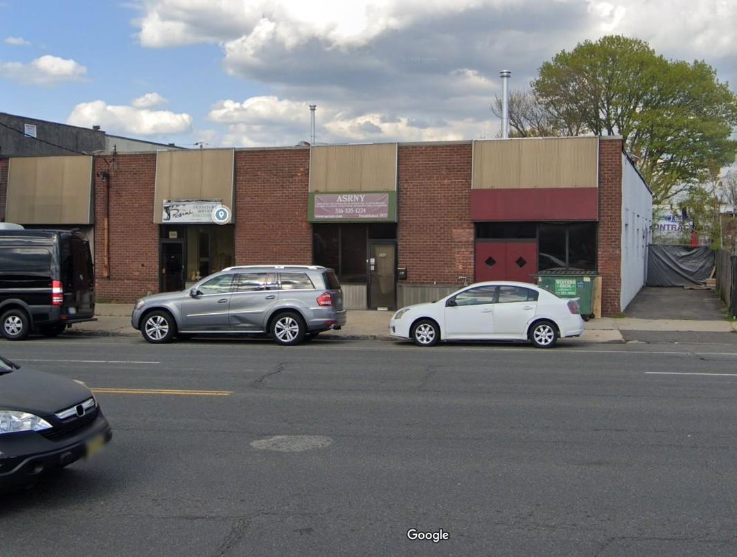Exterior, Facade, Brick Facade, None
