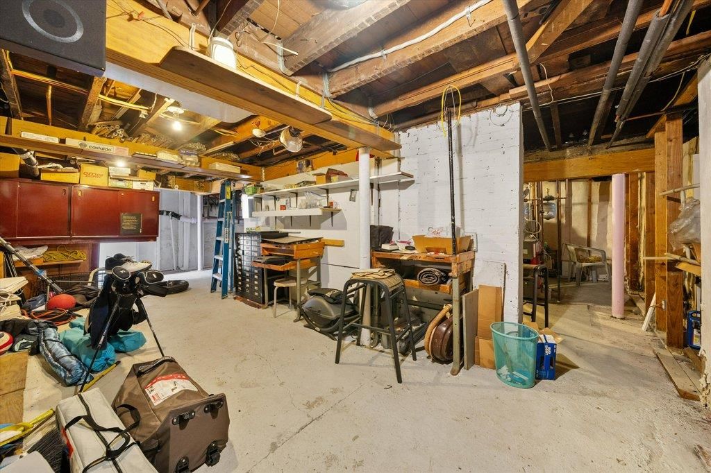 Interior, Wooden Beams