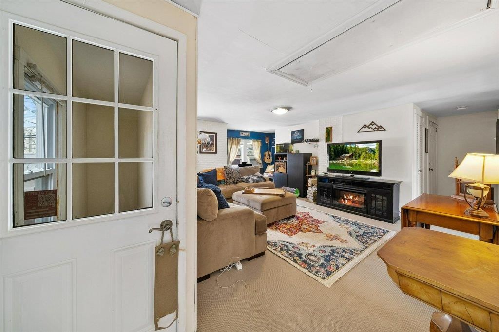 Fireplace, Interior, Living room