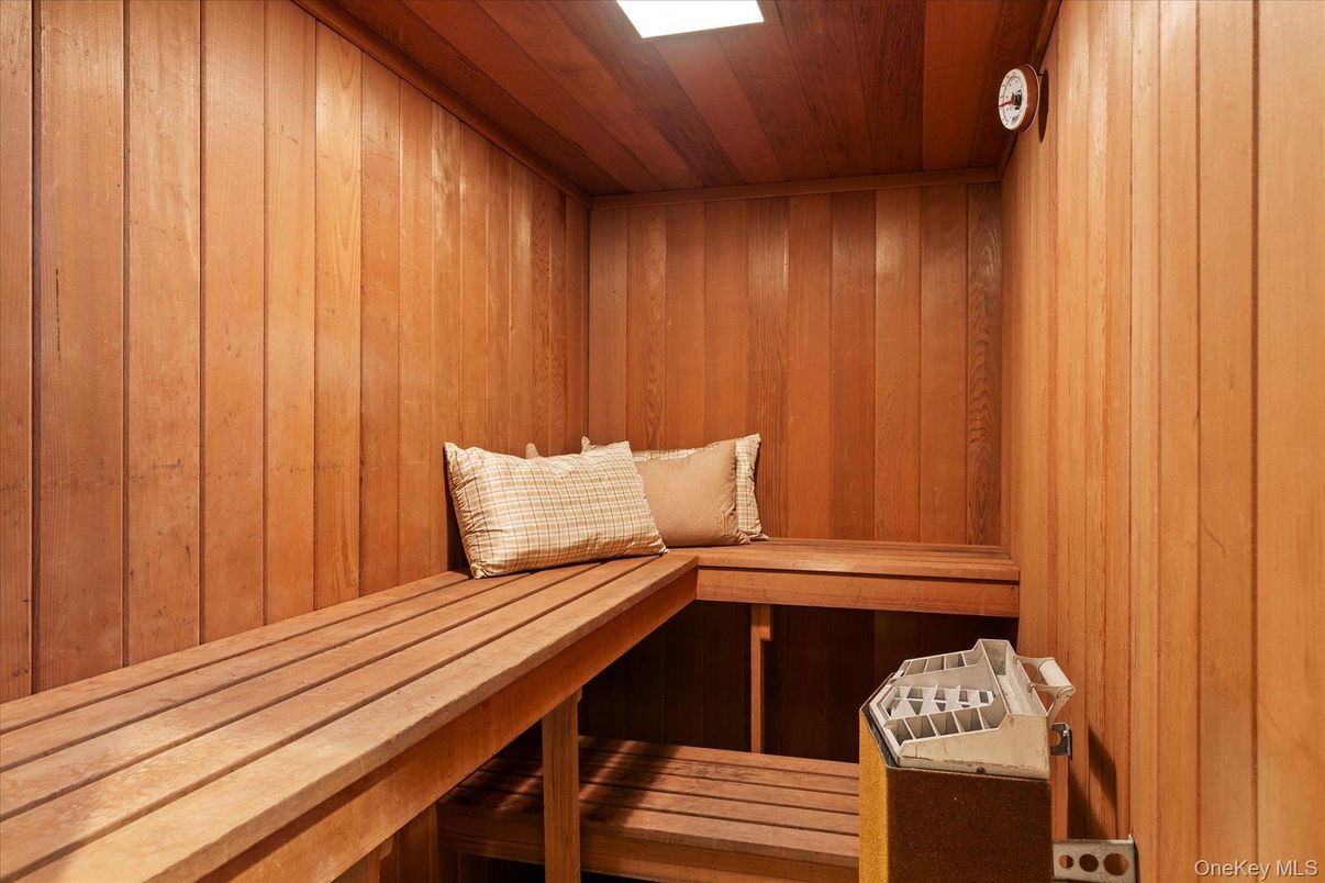 Interior, Recessed Lighting, Sauna Room