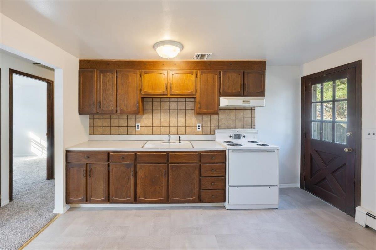 Interior, Kitchen, Tile Countertops