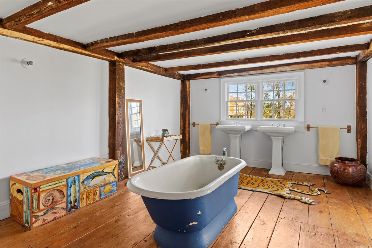 Bathroom, Free Standing Baths, Interior, Wooden Beams, Wood Texture Flooring