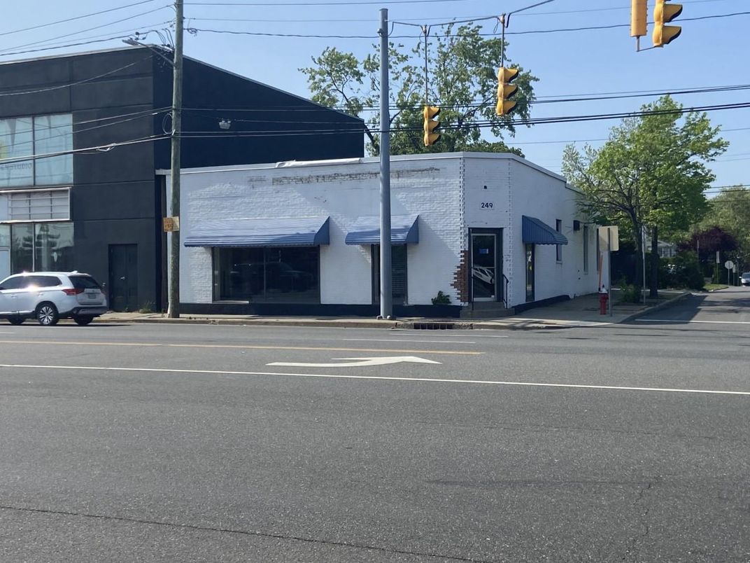 Exterior, Facade, None