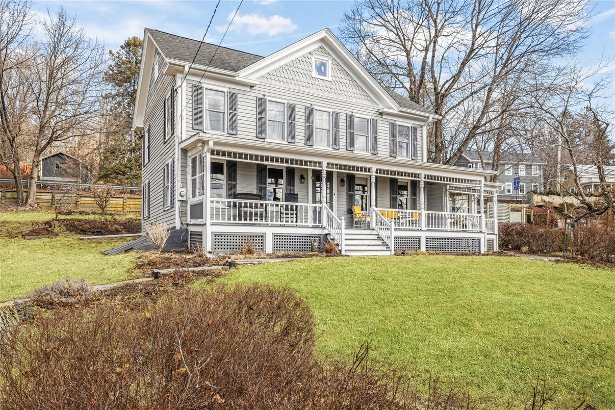 Backyard, Exterior, Facade, Queen Anne Victorian