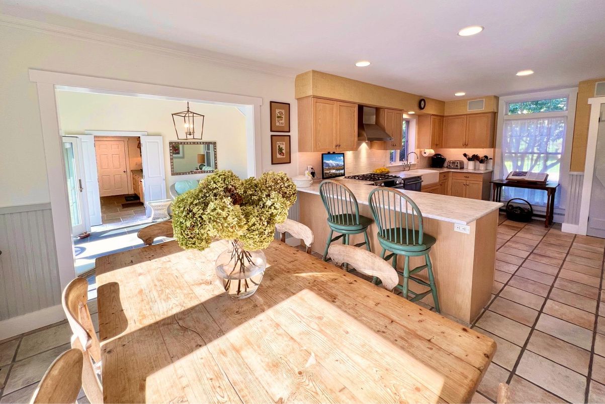 Interior, Kitchen, Recessed Lighting