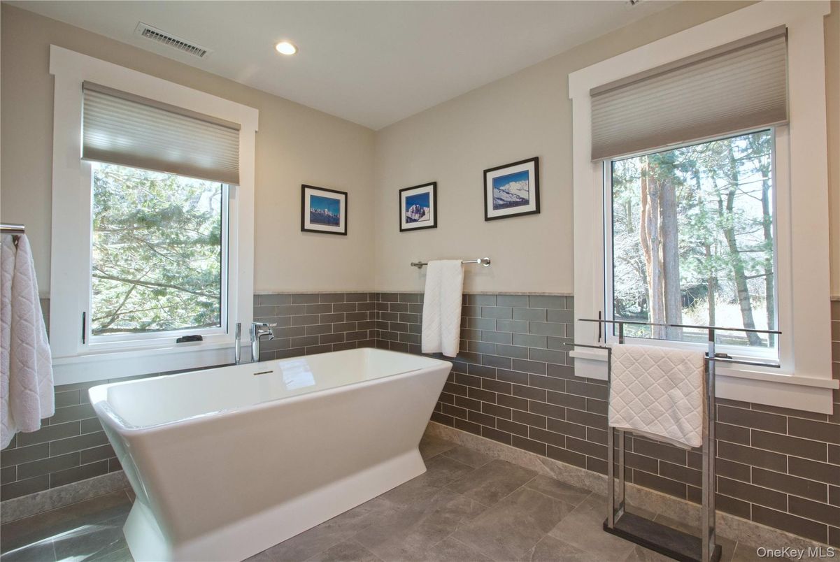 Bathroom, Free Standing Baths, Interior, Recessed Lighting