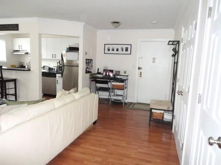 Interior, Kitchen, Living room, Stainless Steel Appliances, Wood Texture Flooring