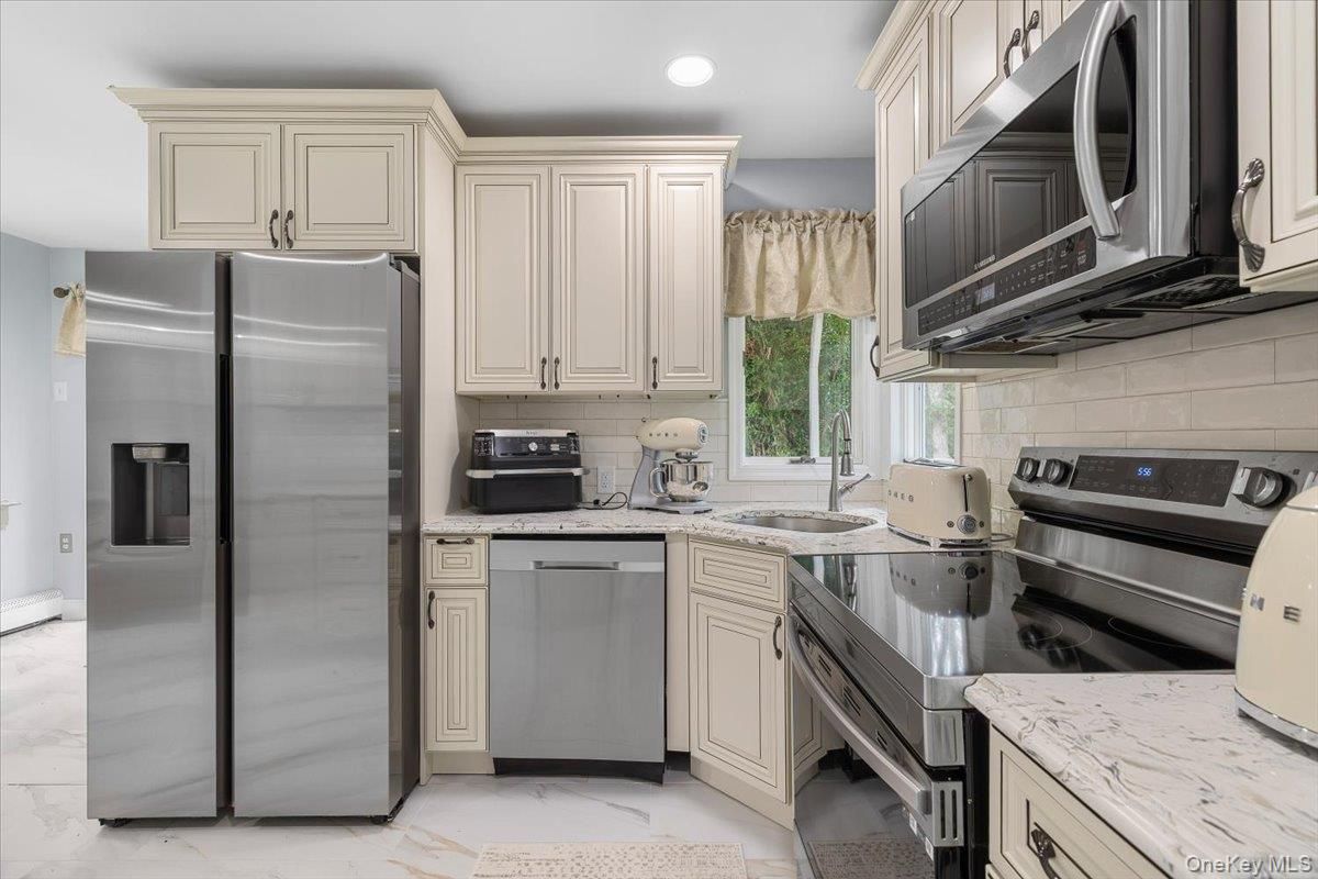 Interior, Kitchen, Marble, Recessed Lighting, Stainless Steel Appliances