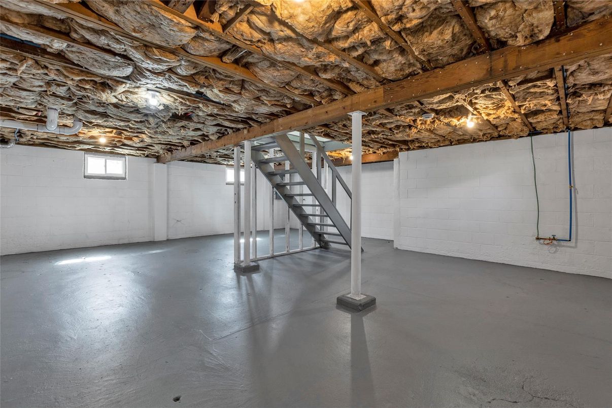 Empty room, Interior, Stone Walls