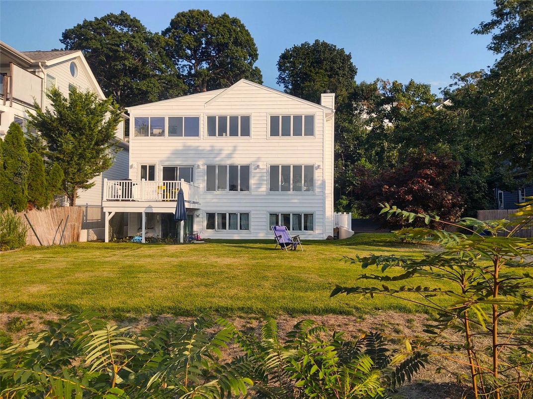 Backyard, Exterior, Facade, Farmhouse