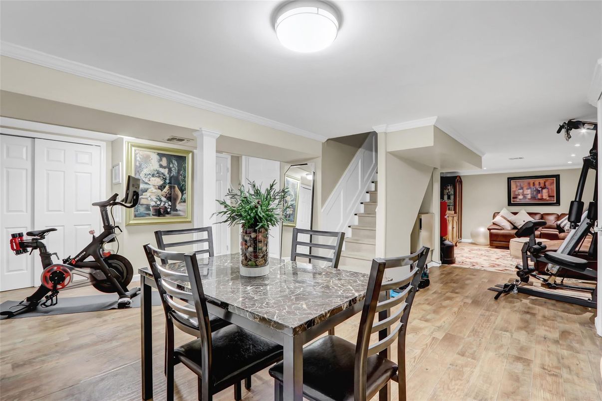Dining room, Fitness Equipment, Interior, Recessed Lighting, Wood Texture Flooring